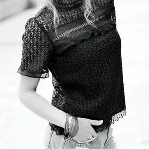 Zara   * GUIPURE LACE MOCK NECKTOP blouse